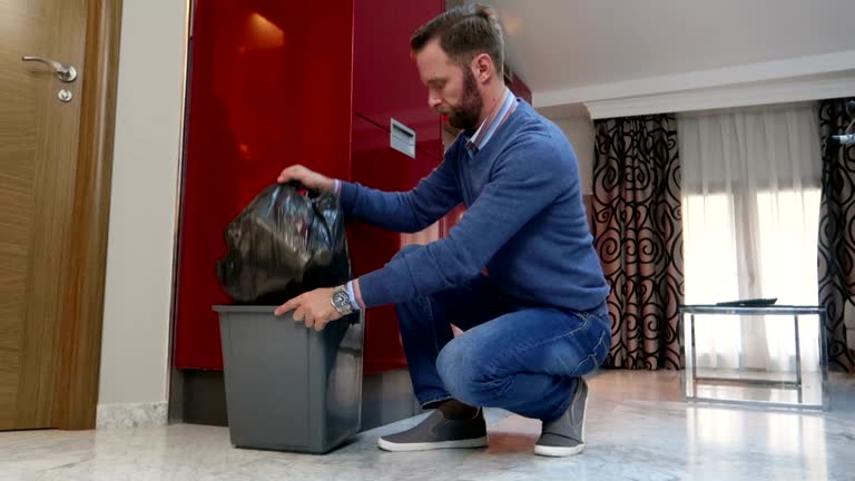 Best Attic Cleanout  in Frisco City, AL